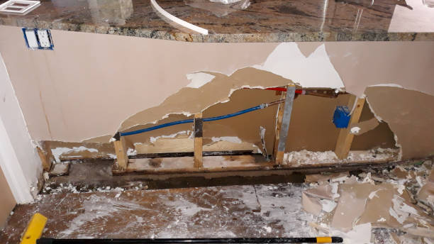 Best Carpet water damage restoration  in Su Oswego, NY